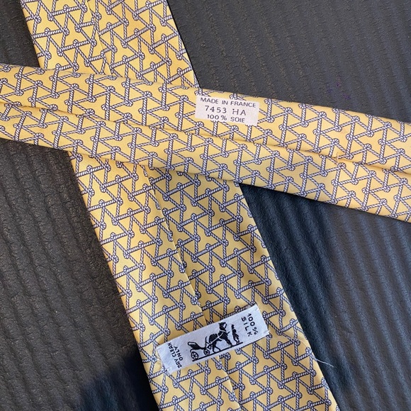 Hermes Paris Mens Tie Geometric Pattern Silk Yellow 7453 HA - Picture 5 of 5